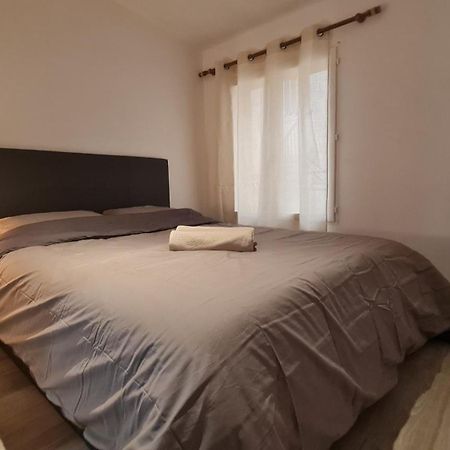 Appartement Cool En Plein Centre De Libourne Exterior foto